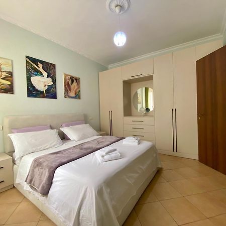 Stay At An Artist'S Place! ติรานา ภายนอก รูปภาพ