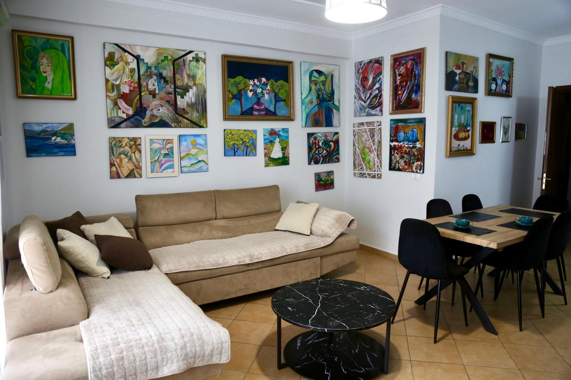 Stay At An Artist'S Place! ติรานา ภายนอก รูปภาพ