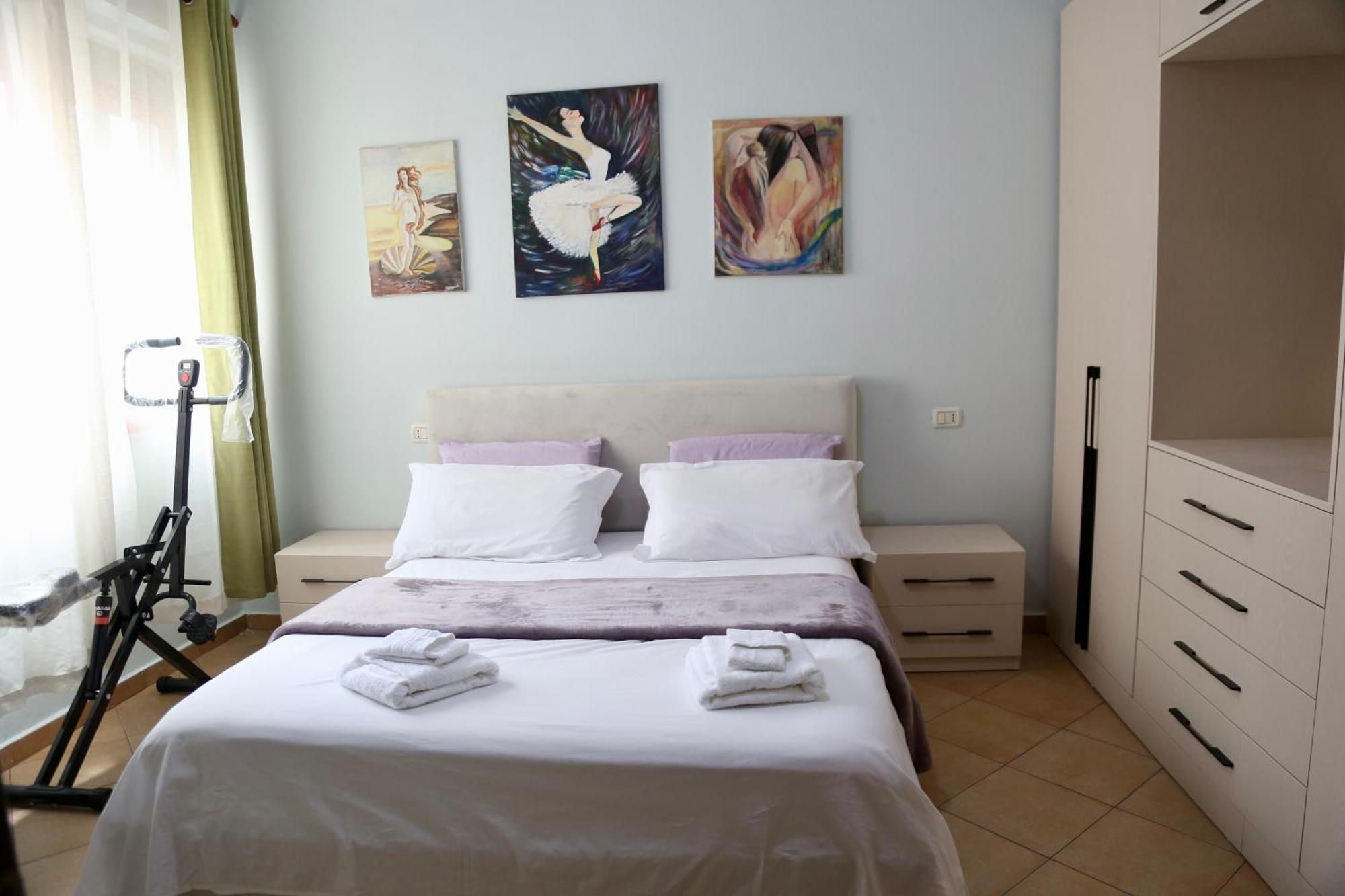 Stay At An Artist'S Place! ติรานา ภายนอก รูปภาพ